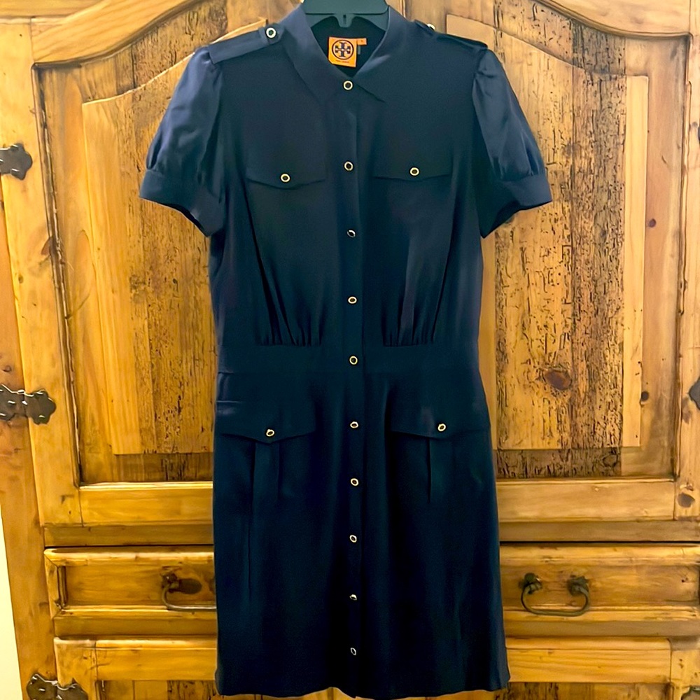 Tory Burch Navy button up short sleeve dress w/ gold buttons 100% silk size 8